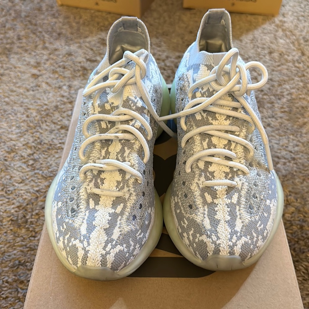 Yeezy 380 Alien